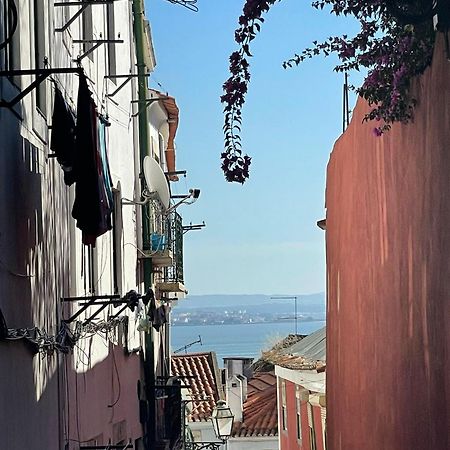 Apartamento Quiet Street Alfama Lisboa Exterior foto